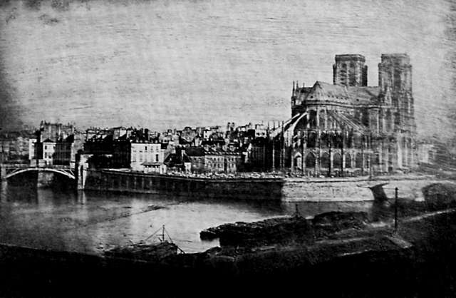Photo de la cathédrale Notre Dame en 1839 sans sa flèche