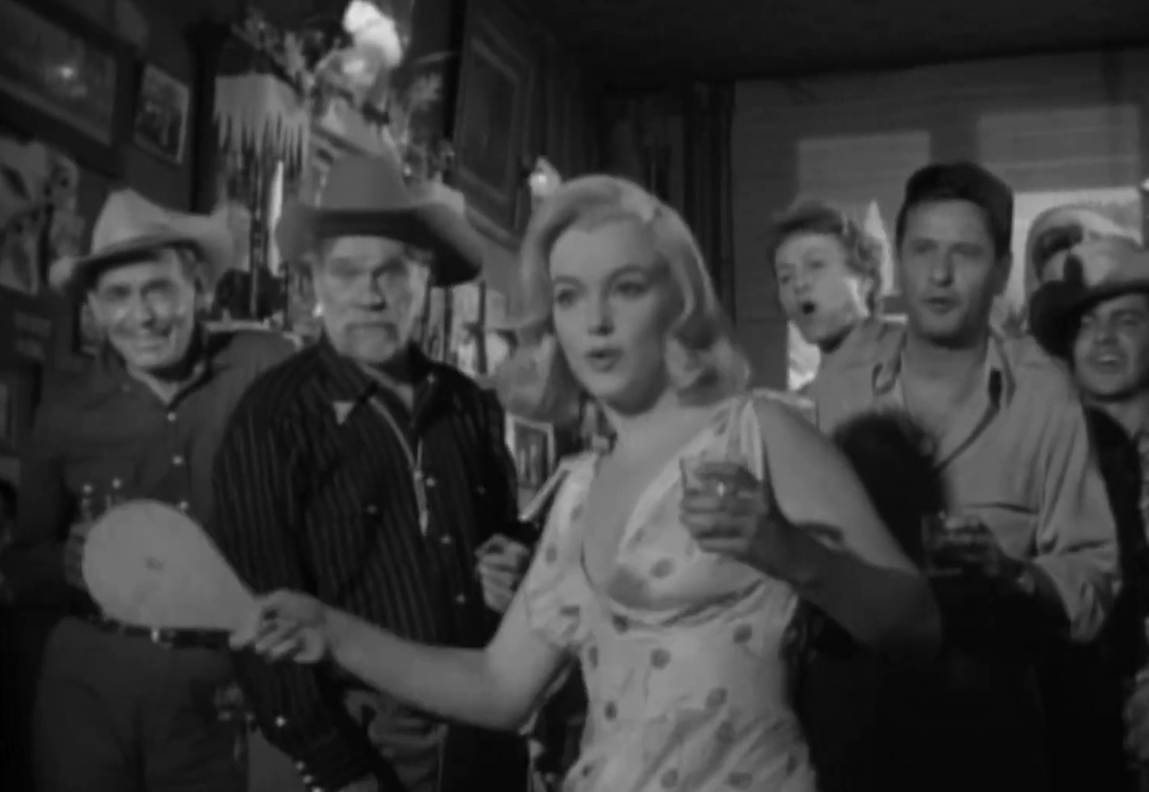 Mourir d'être Marilyn : Une vie sans jamais se trouver 9